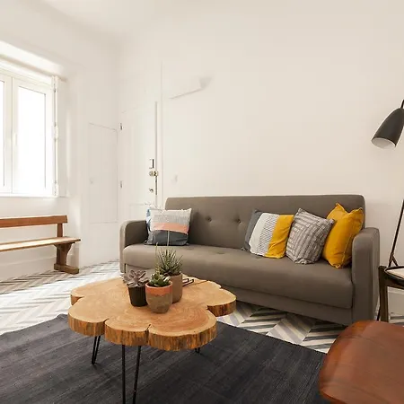 Casa Santa Marinha * Lisboa